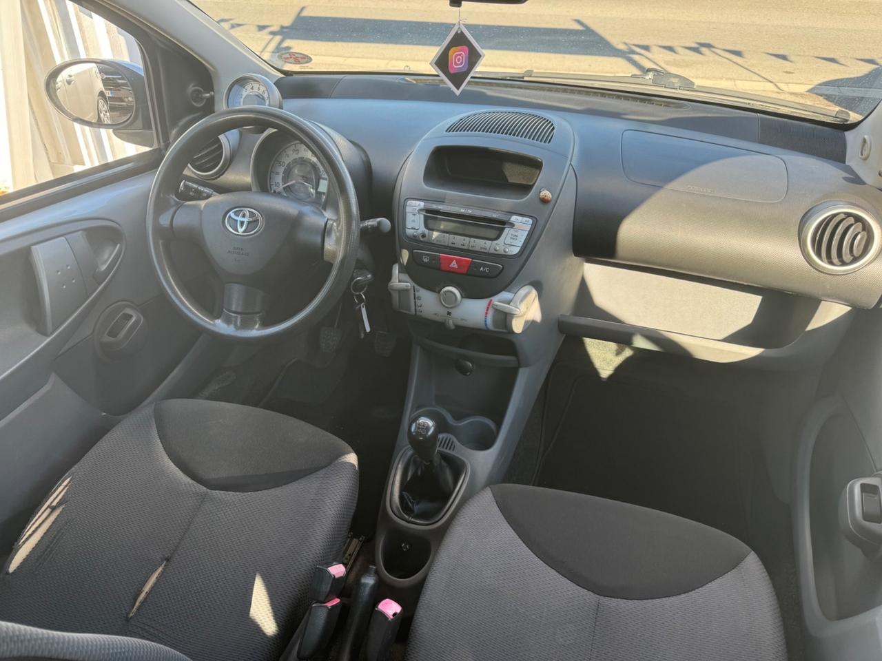 Toyota Aygo 1.0 12V VVT-i 5 porte Sound