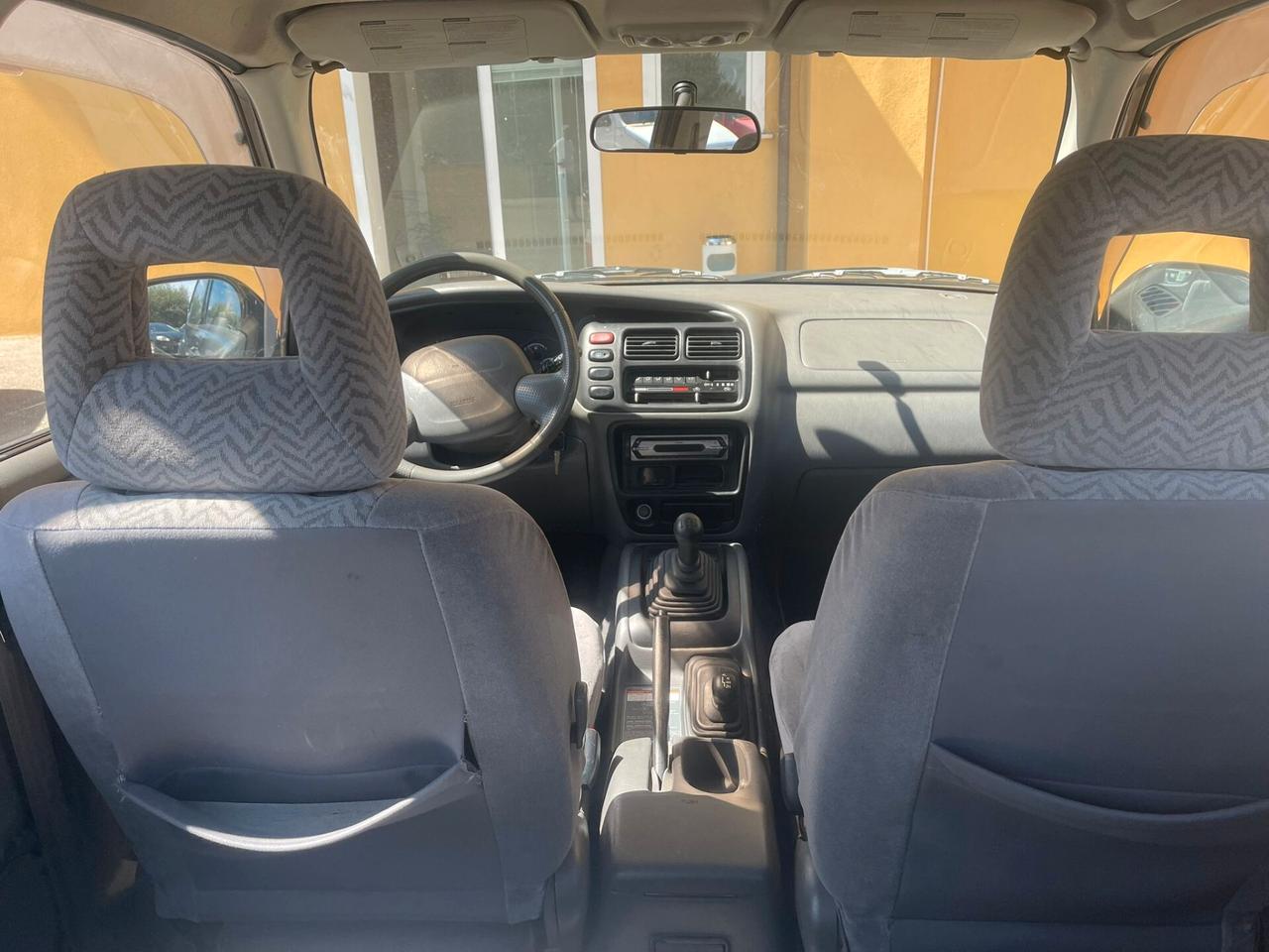 Suzuki Grand Vitara 1.6i 16V cat 3 porte 4x4 con Ridotte e blocco differenziale