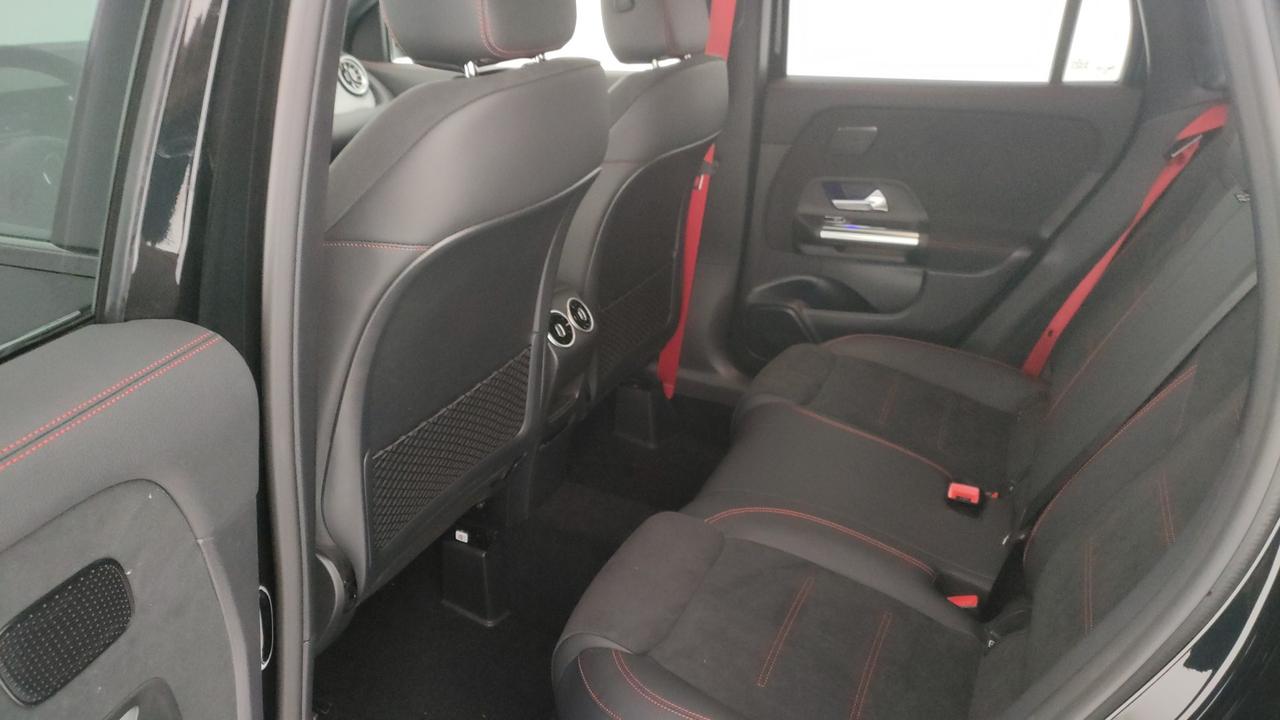 Mercedes-Benz Mercedes-AMG GLA 35 4MATIC