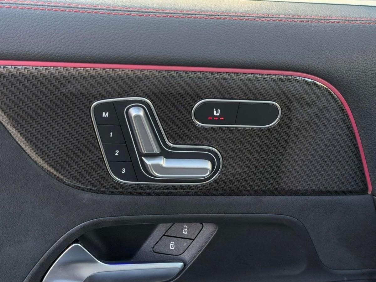 Mercedes GLA 200d Premium AMG 150CV