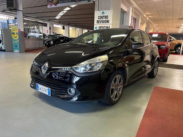 RENAULT Clio 1.2 75CV 5 porte Costume National