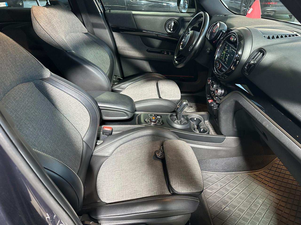 MINI*COOPER*D* COUNTRYMAN*2.0*150CV*AUT*NAVI*LED*XENO*SEDILI SPORTIVI*