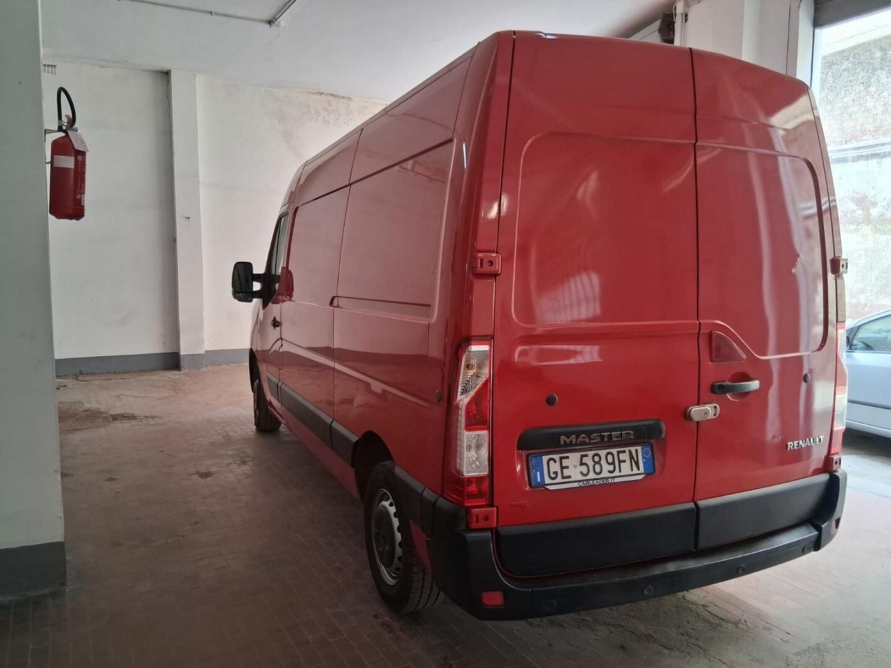 Renault Master T35 2.3 dci 135cv PM-TM