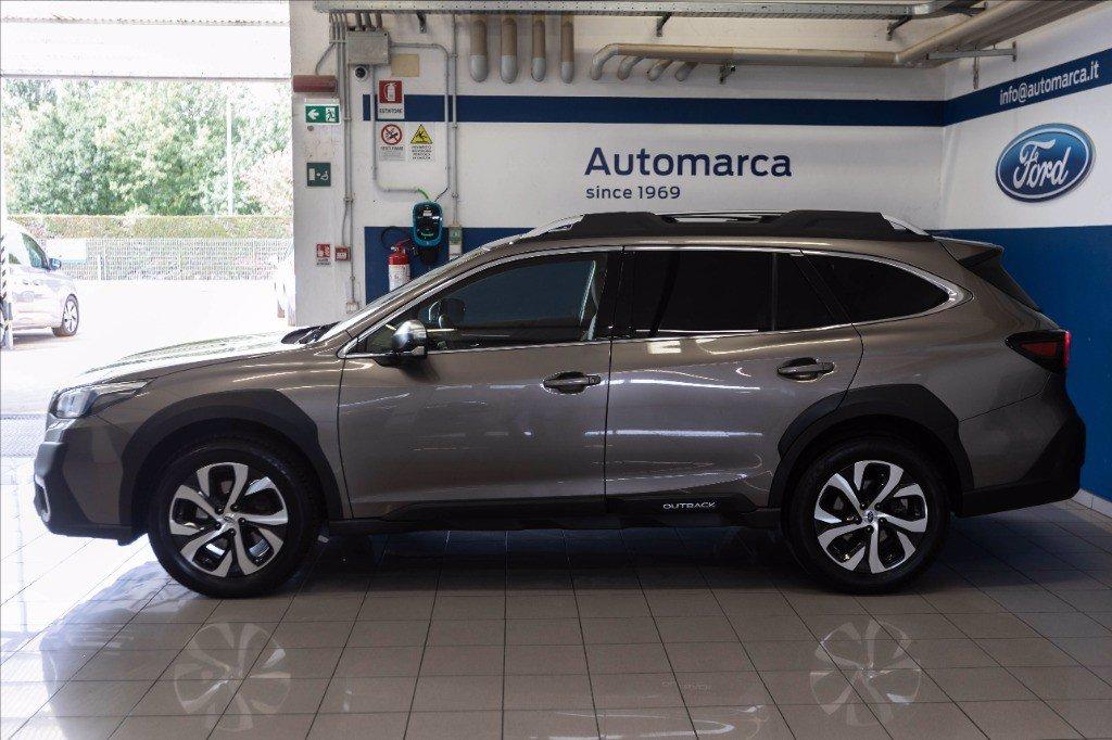 SUBARU Outback 2.5i Premium lineartronic del 2021