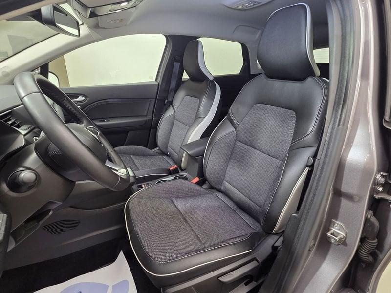 Renault Captur E-Tech hybrid 1.6 E-TECH HEV 145 TECHNO AUTO
