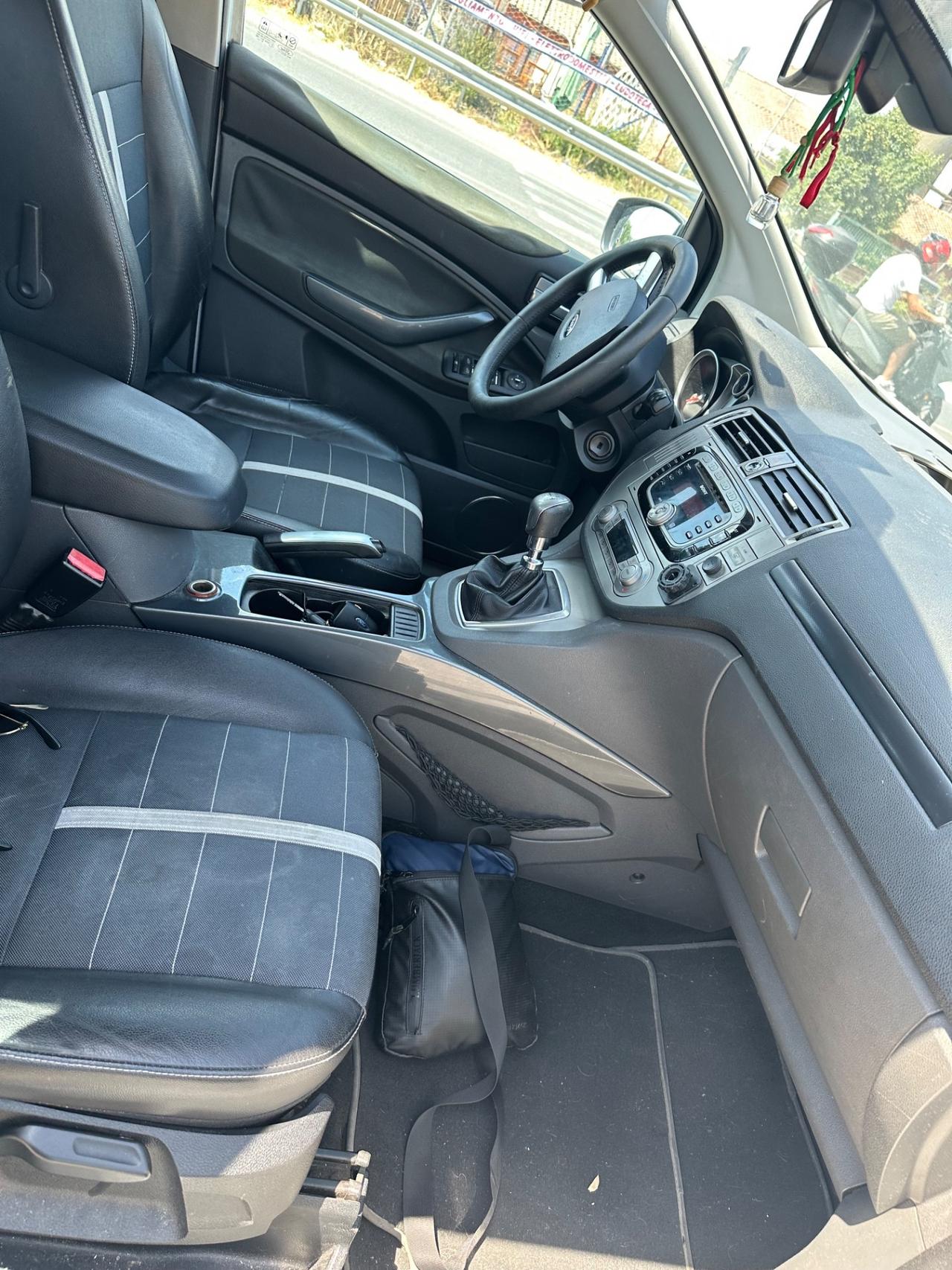 Ford Kuga Kuga+ 2.0 TDCi 136 CV 4WD DPF
