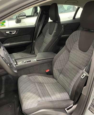 Volvo S60 2.0 hybrid 200cv b4 Core *AUTO*
