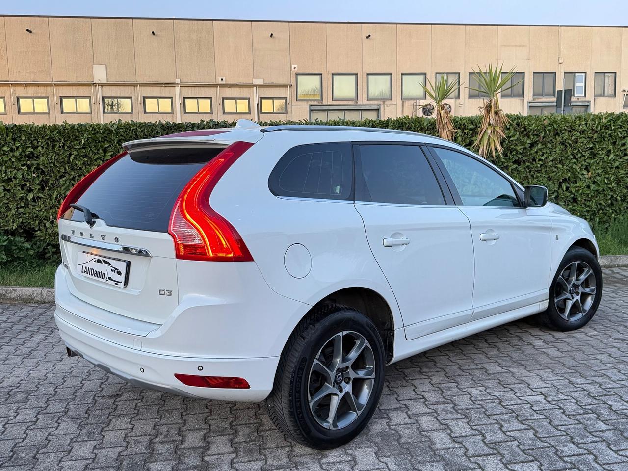 Volvo XC60 2.0 D3 150CV OCEAN RACE EURO6