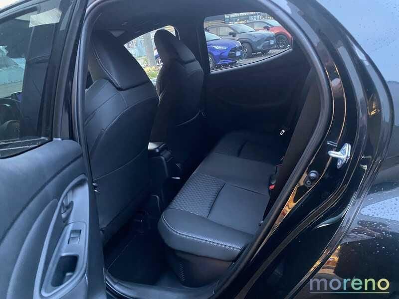 Toyota Yaris 1.5h 130 Lounge