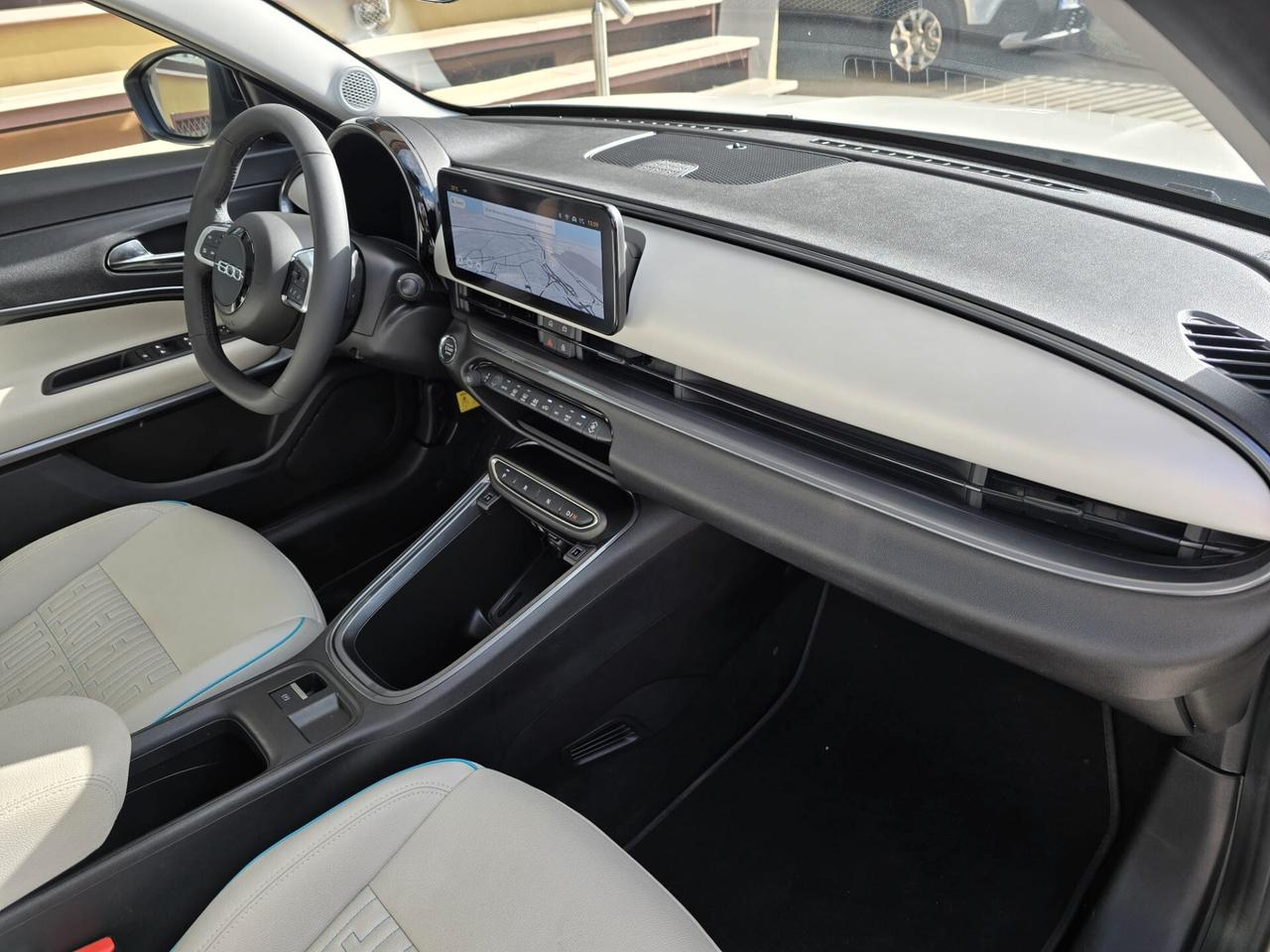 Fiat 600 Hybrid 100 CV DCT MHEV La Prima