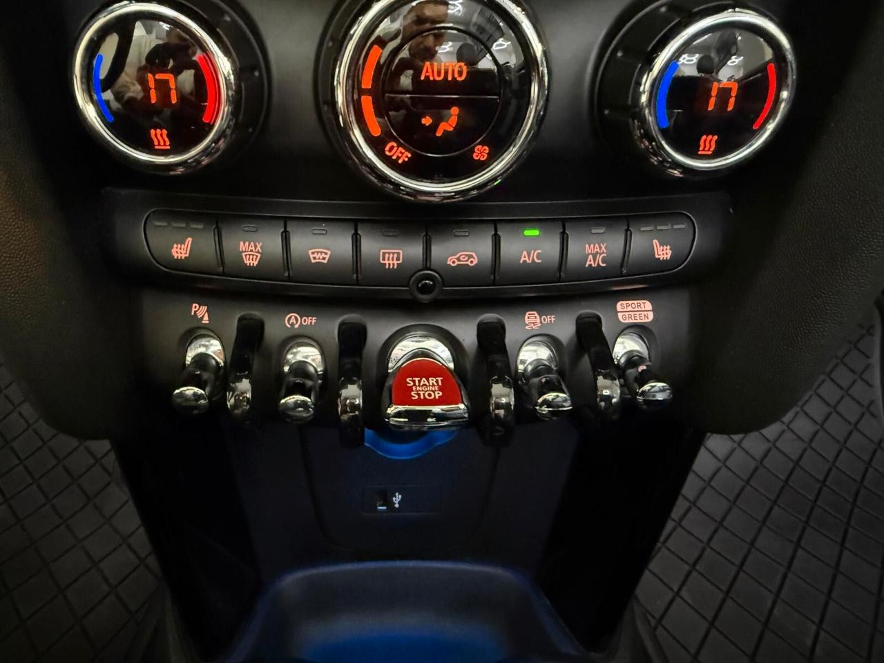 Mini 2.0 Cooper SD aut. Hype Cabrio