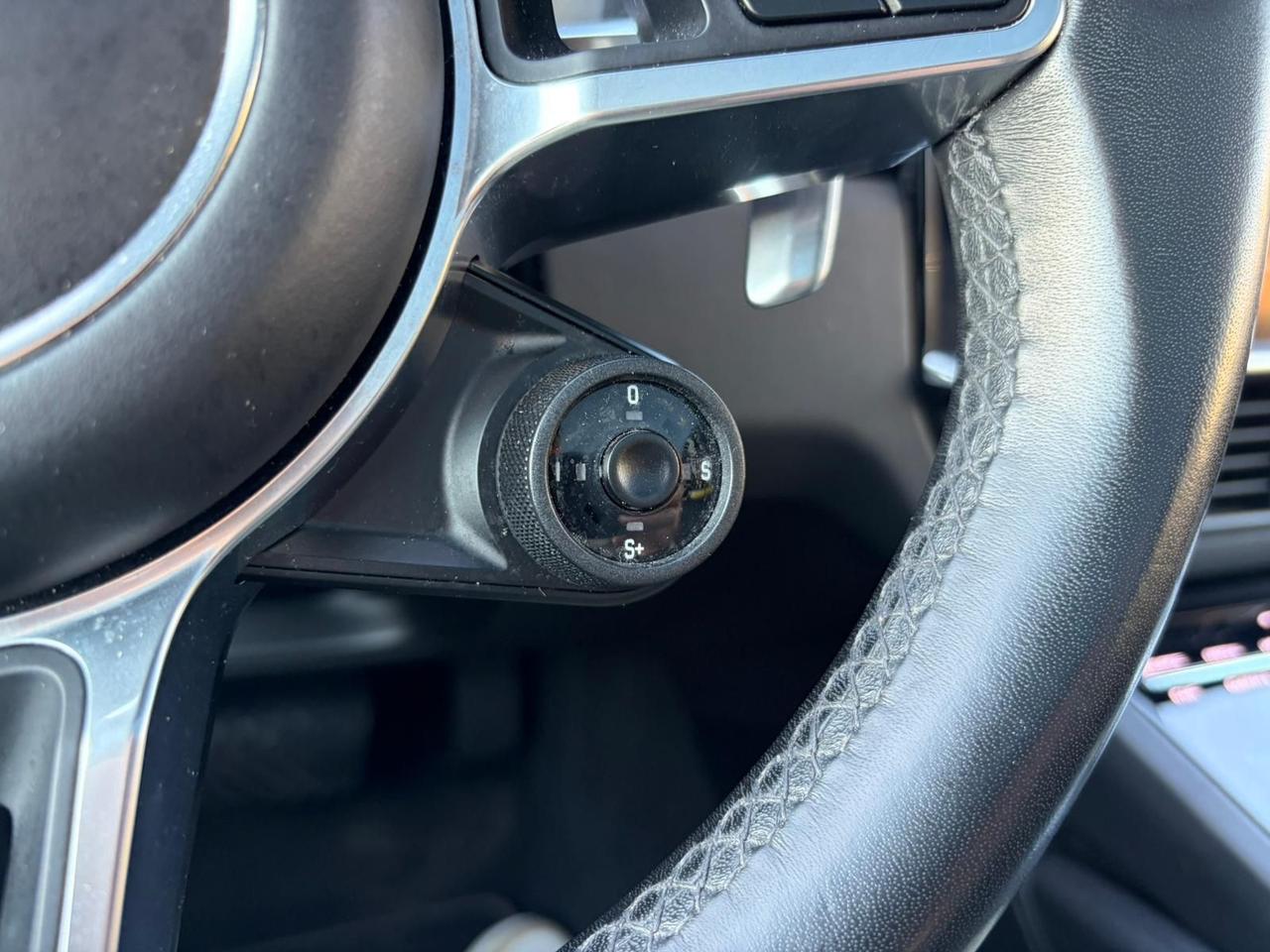 Porsche Cayenne Coupé 3.0 V6 PLATINUM EDITION - Full