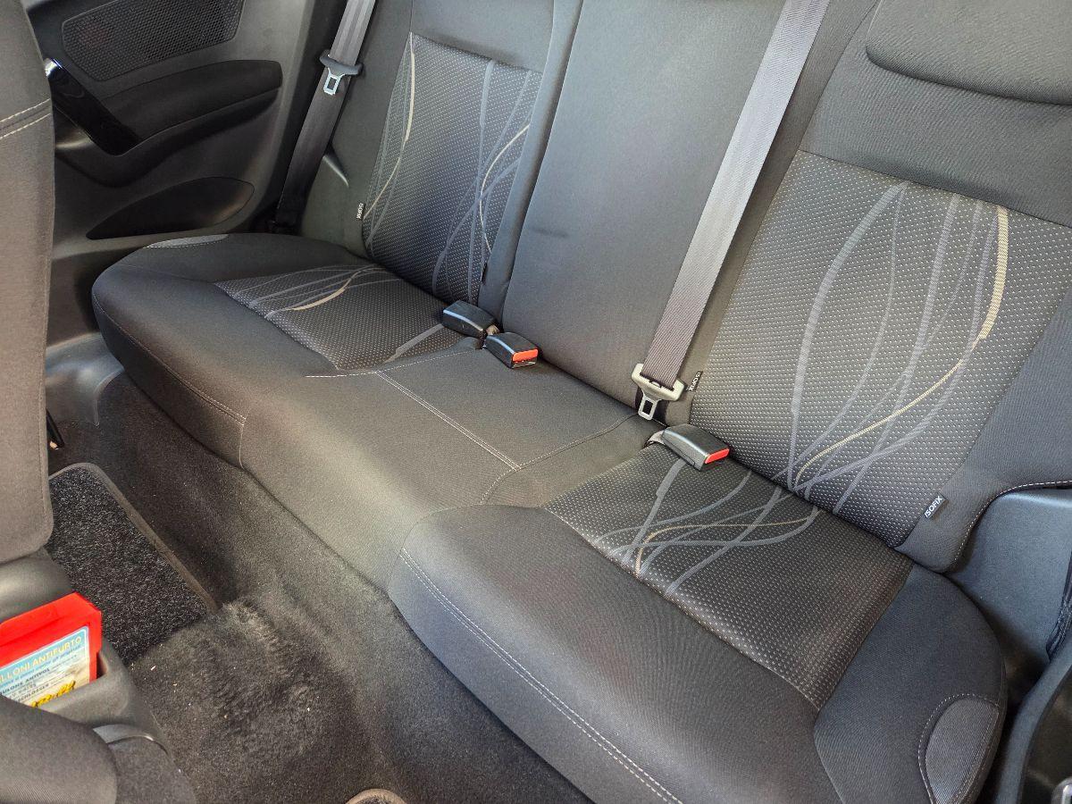 PEUGEOT - 208 - 1.4 HDi 68 CV 3p. Active