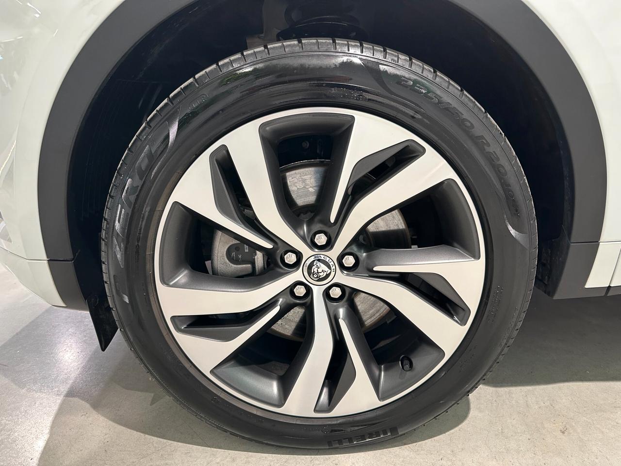 Jaguar E-Pace 2.0D 163cv AWD Auto R-Dynamic HSE IVA ESPOSTA
