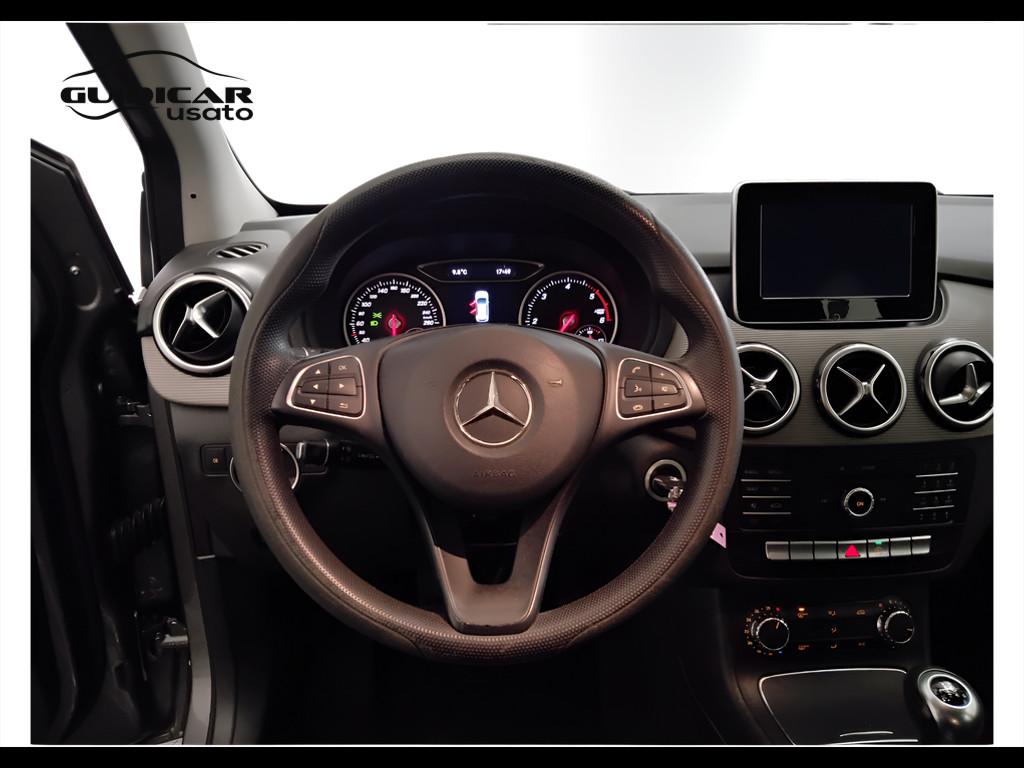 Mercedes-Benz Classe B - T246 - B 180 d (cdi) Business