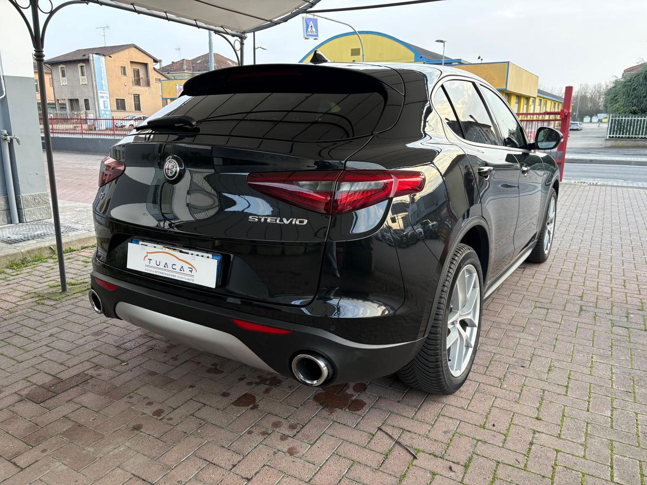 Alfa Romeo Stelvio First Edition 2.0 280 CV #9829