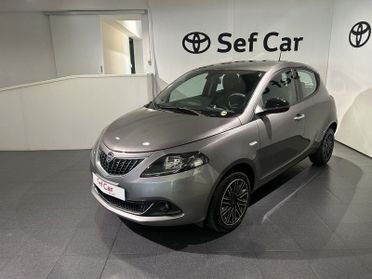 Lancia Ypsilon 1.0 FireFly 5 porte S&S Hybrid Silver+ CAR PLAY x NEOPATENTATI