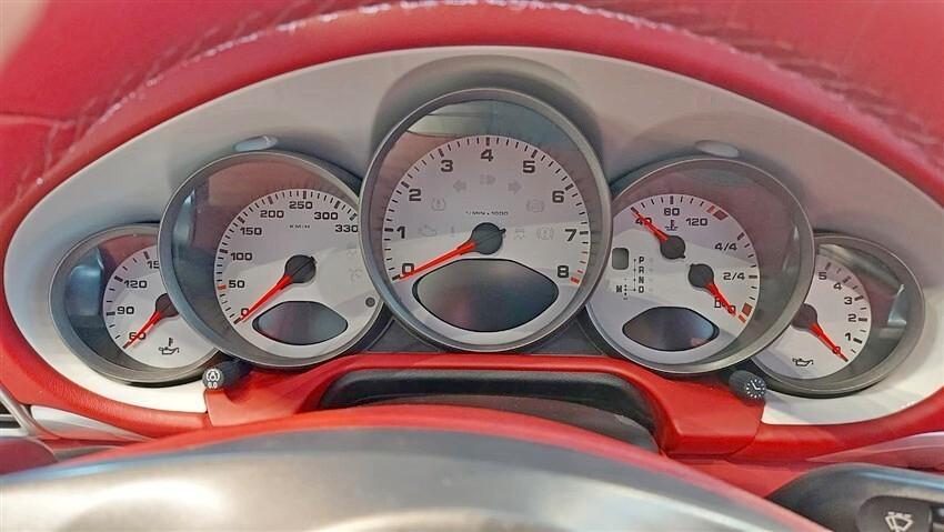 Porsche 911 Carrera 4S Cabriolet