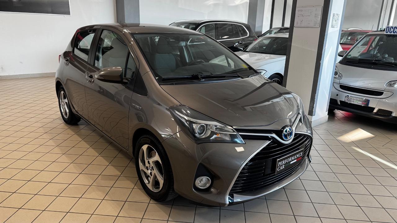 Toyota Yaris 1.5 Hybrid 5 porte Active