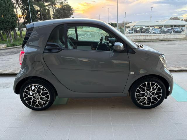 SMART ForTwo EQ Prime 22KW-INTERNI IN PELLE-SEDILI RISCAL.