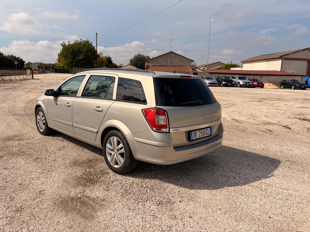 Opel Astra 1.6 16V VVT Station Wagon Enjoy