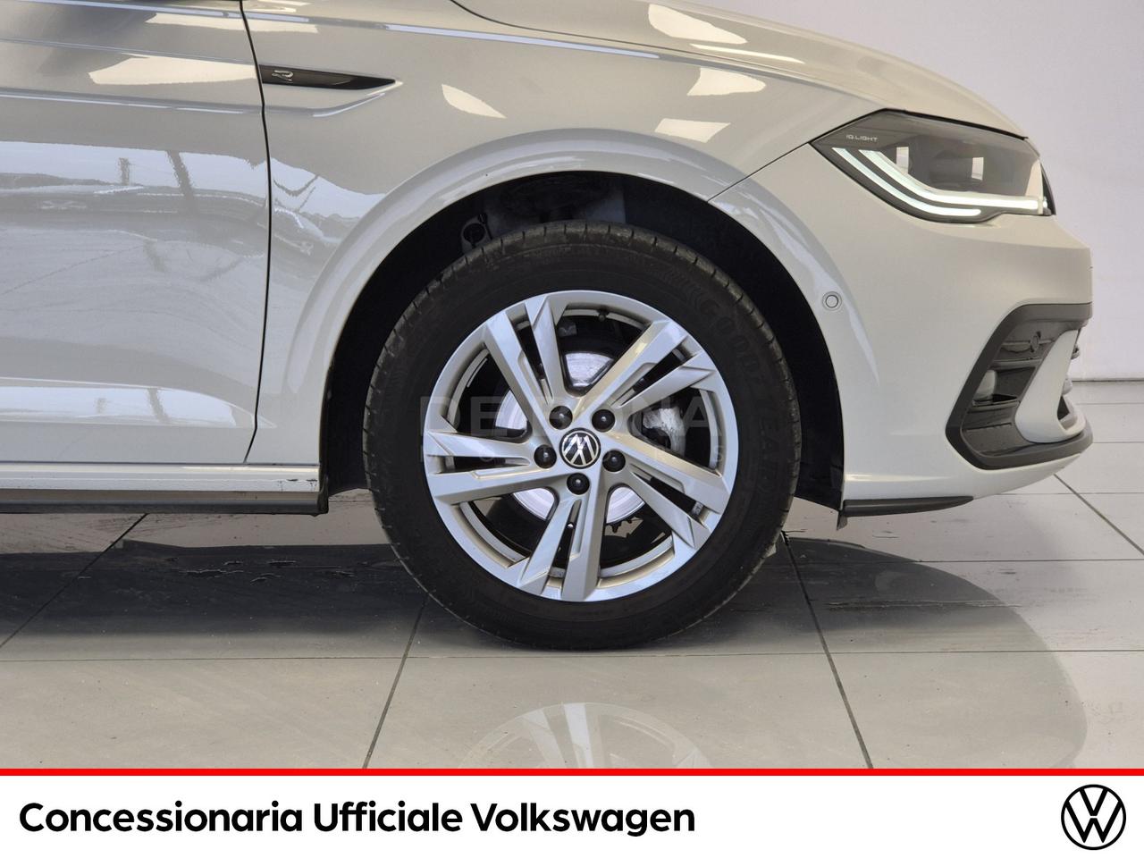 Volkswagen Polo 1.0 tsi r-line 95cv dsg