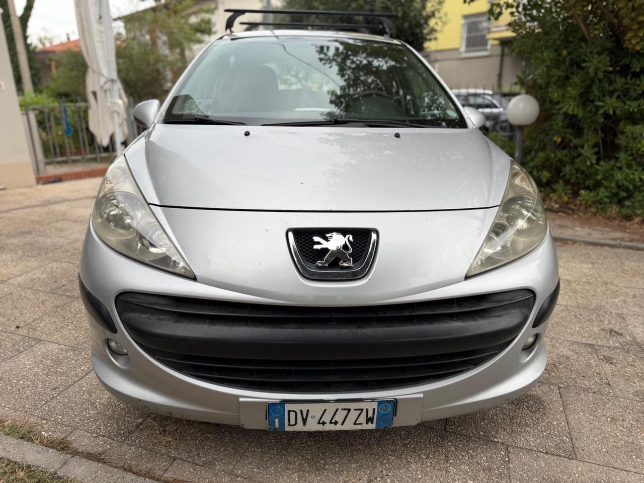 Peugeot 207 1.4 8V 75CV 5p. Energie Sport ECO GPL