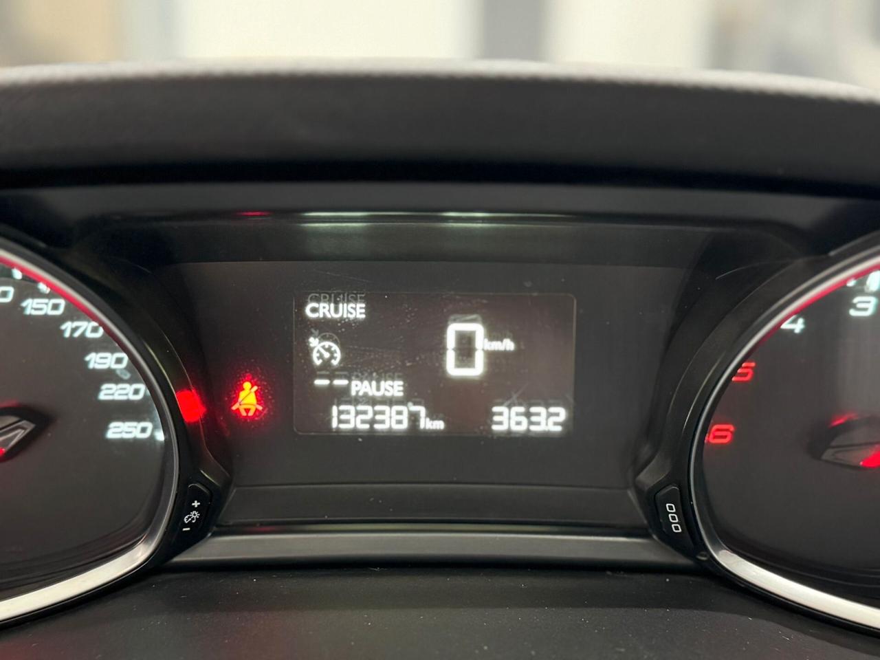 Peugeot 308 BlueHDi 120 S&S SW 2017