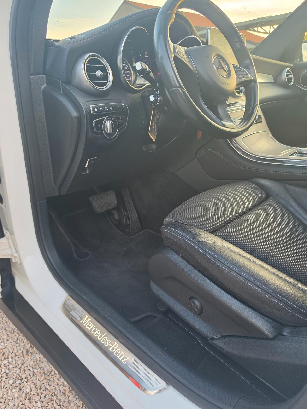 Mercedes-benz GLC 250 d 4Matic Premium full