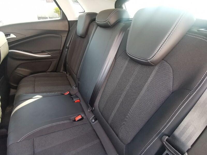 Opel Grandland 1.5 130cv AT8 Business Elegance