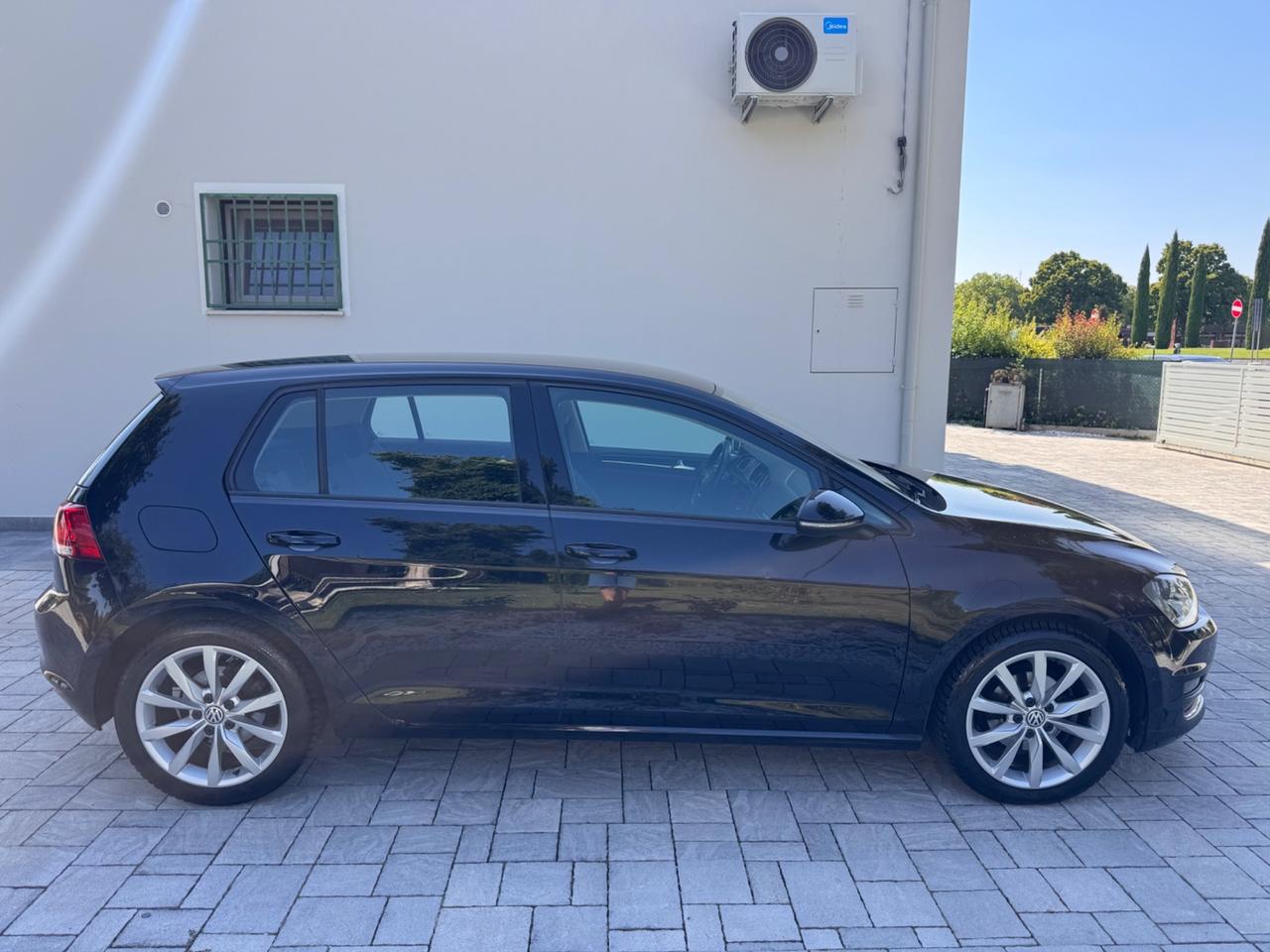 Volkswagen Golf 1.6 TDI 5p. Highline BlueMotion Technology OK NEOPATENTATI