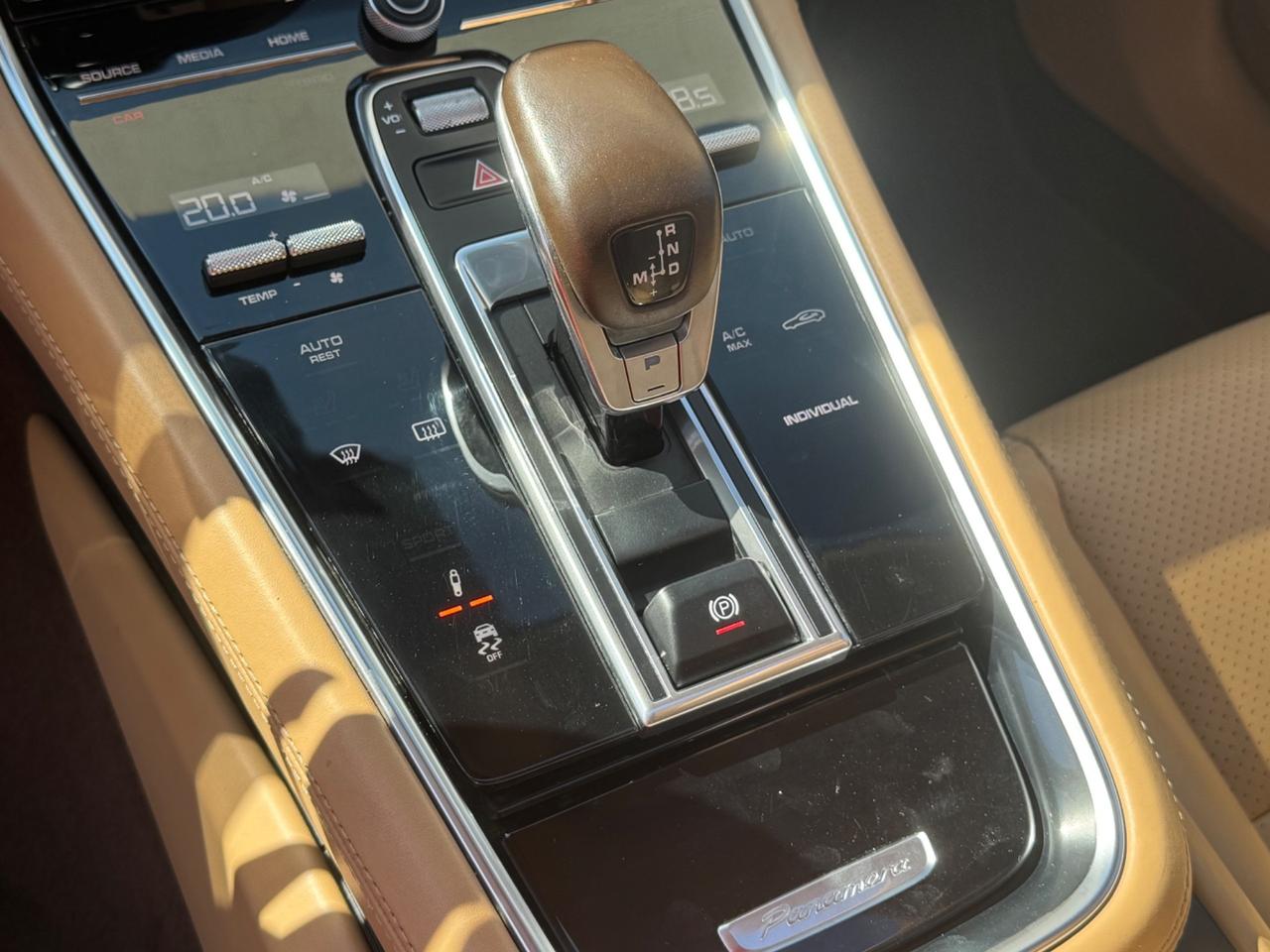 PORSCHE PANAMERA 4 E-HYBRID 462 CV TETTO FULL IVA