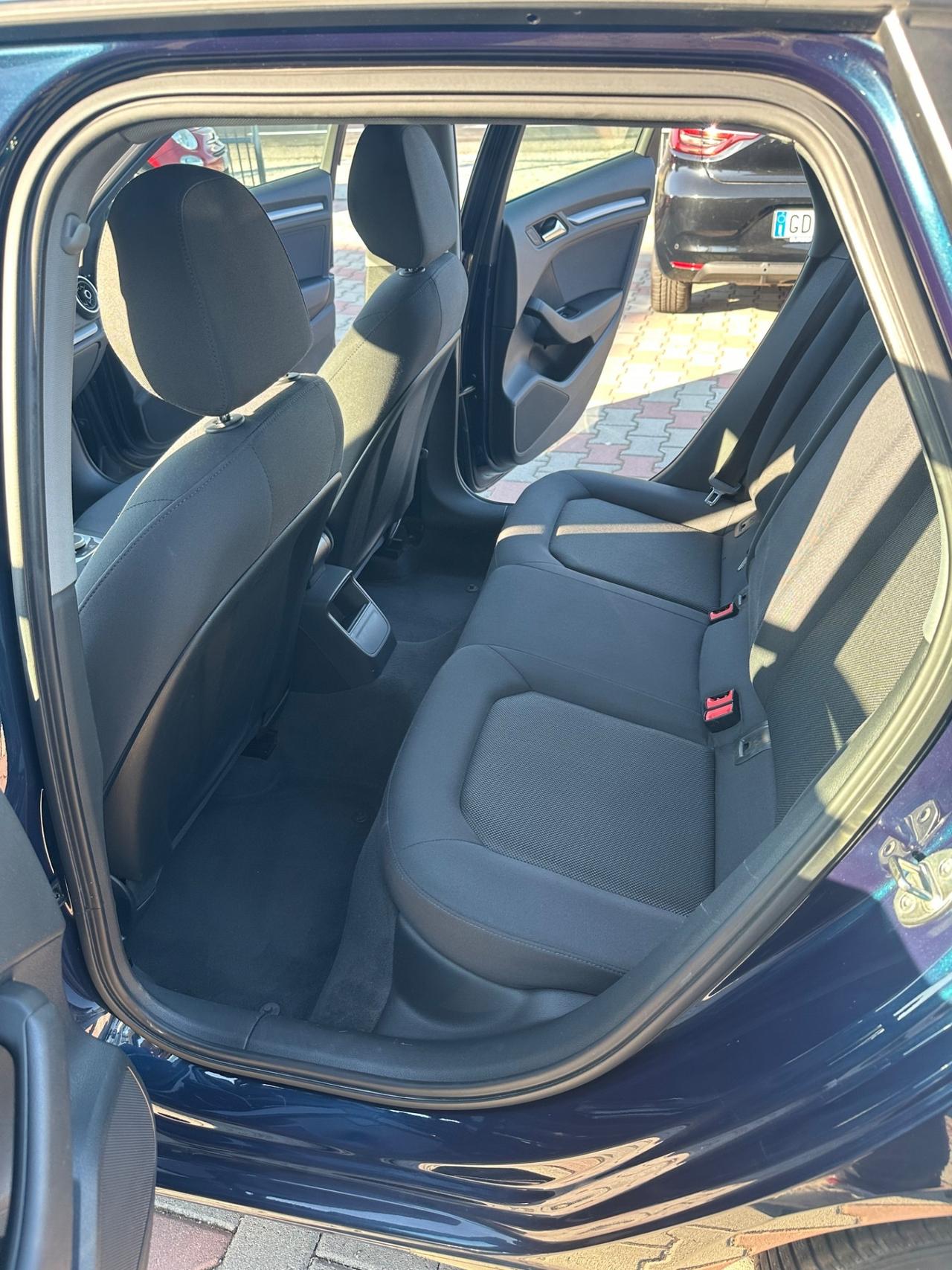 Audi A3 SPB 30 TDI Business