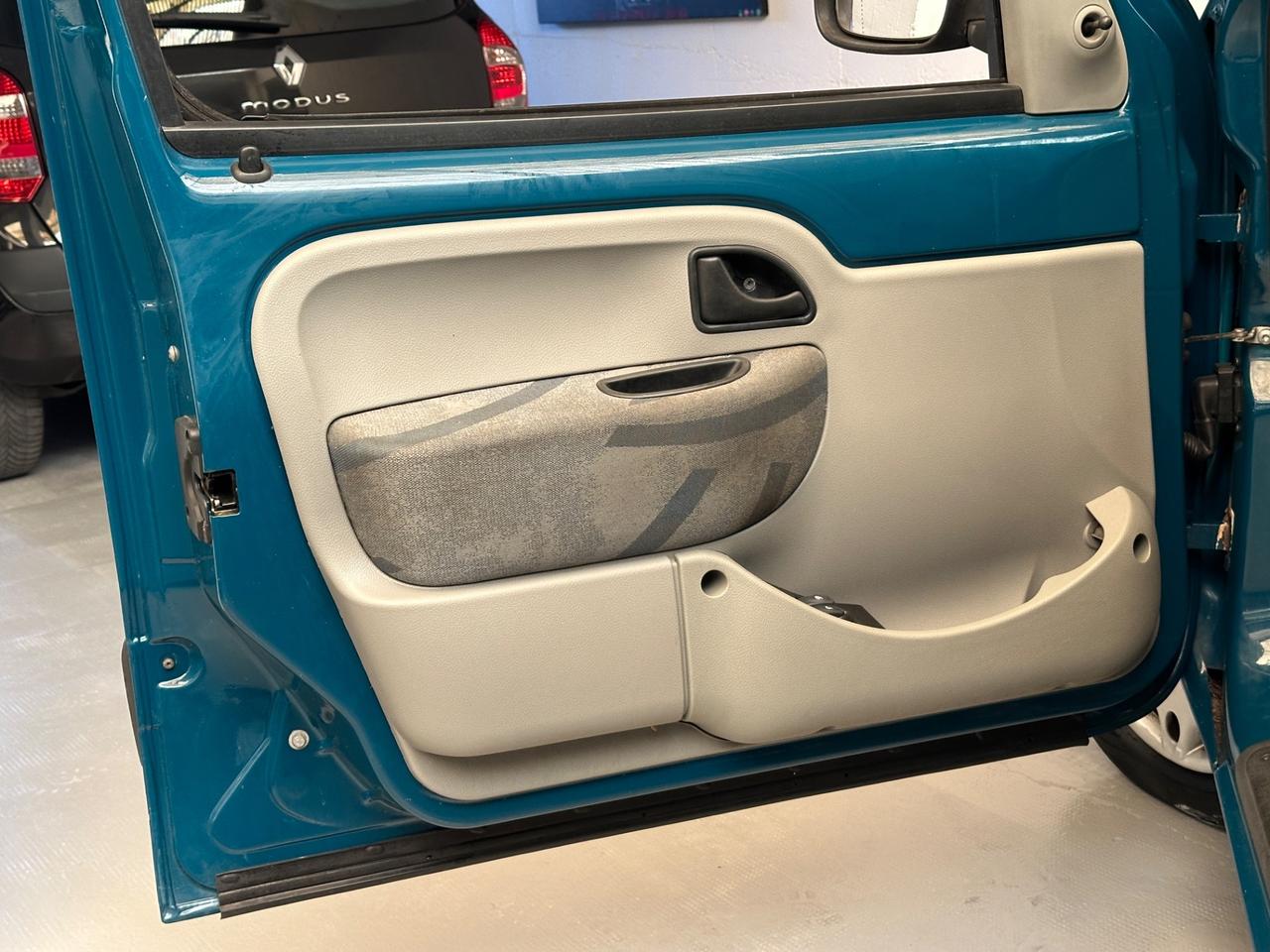 Renault Kangoo 1.6 16V cat 5 porte Ice Neopatentati