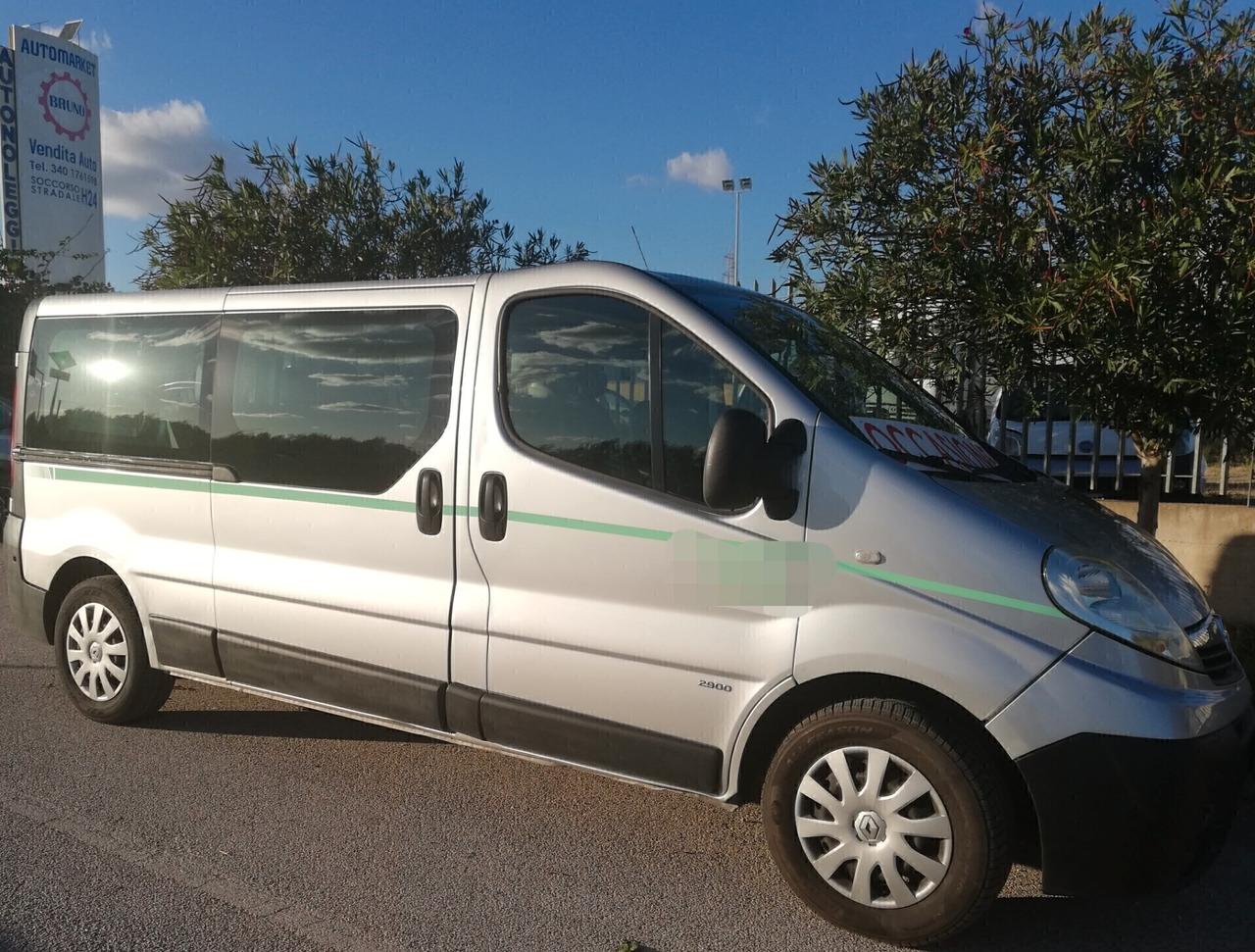 Opel Vivaro 9 posti