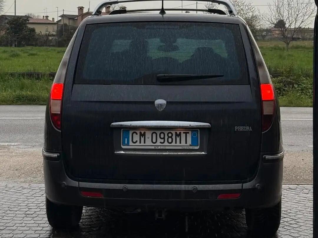 Lancia Phedra 2.2 JTD Emblema FAP