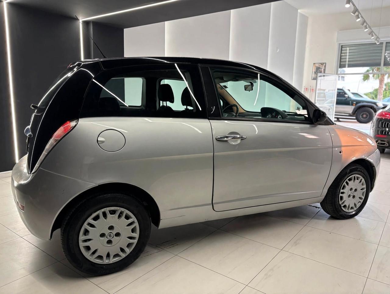 Lancia Ypsilon 1.2 Argento