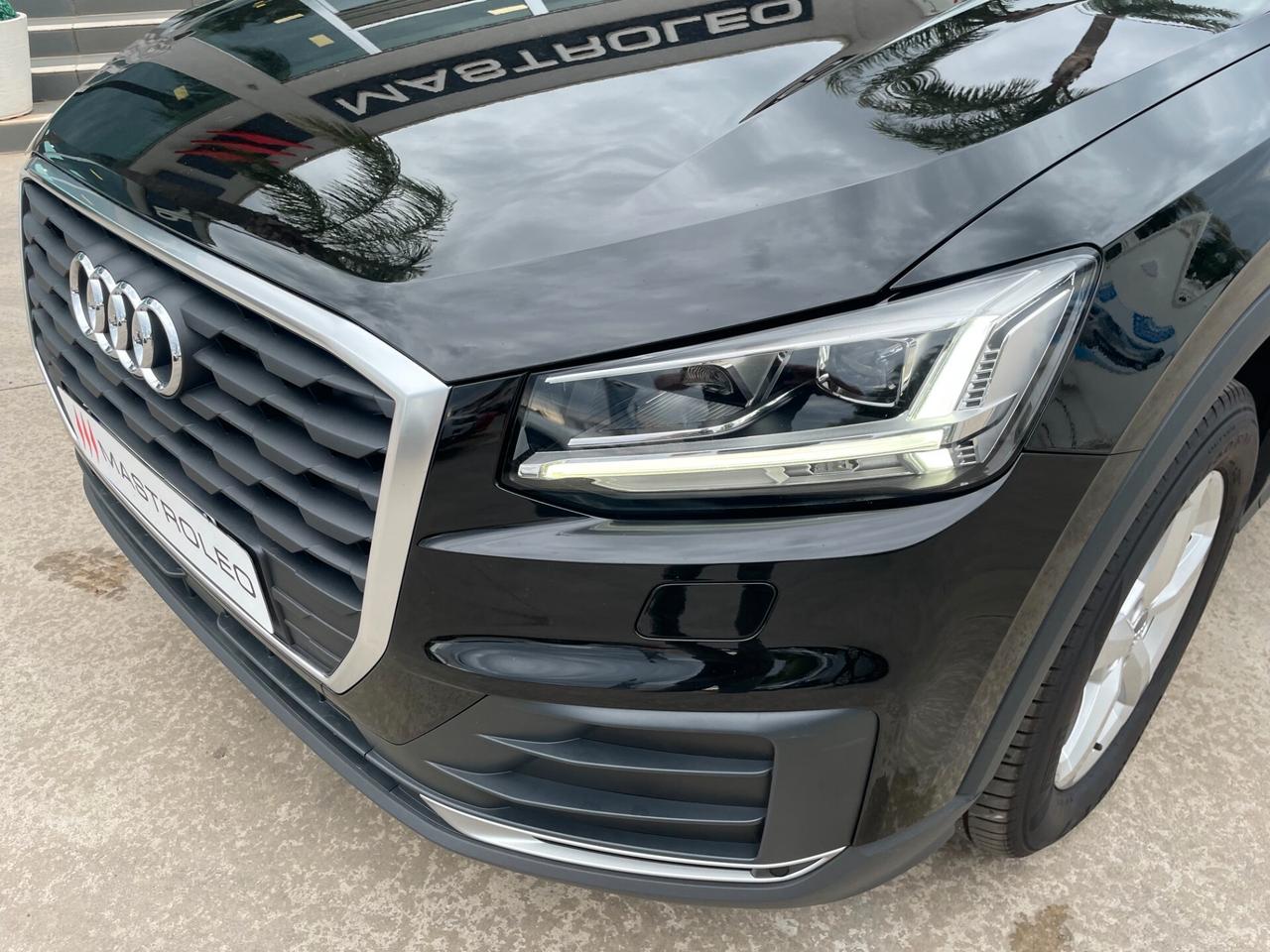 Audi Q2 30 TDI Business