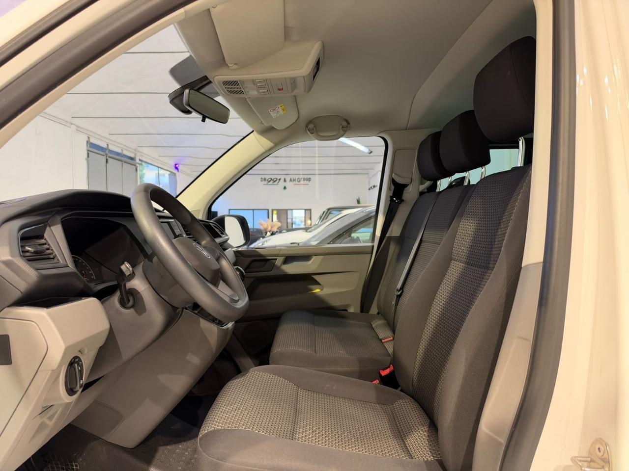 Volkswagen Caravelle 2.0 TDI 110CV PC Trendline posti 9