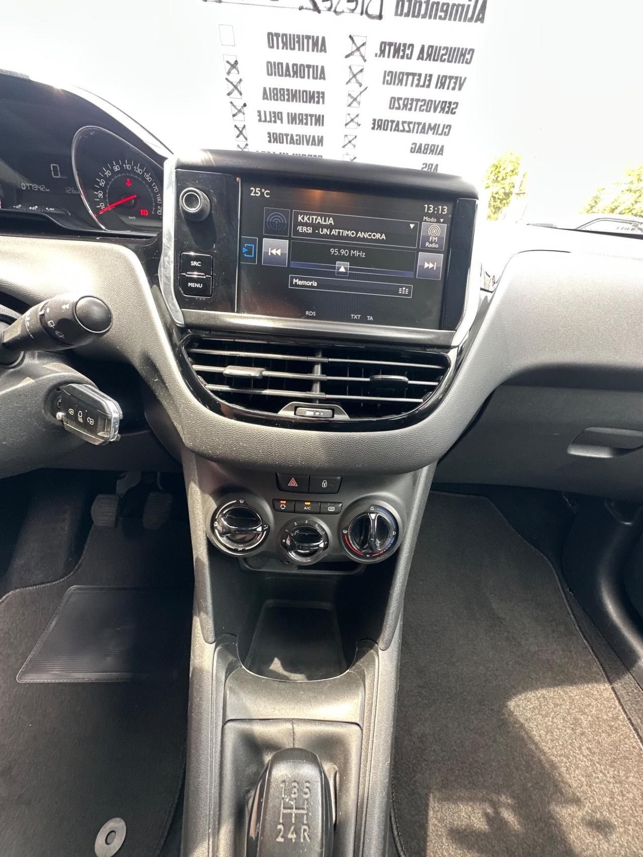 Peugeot 208 1.4 HDi 68 CV 5 porte Allure