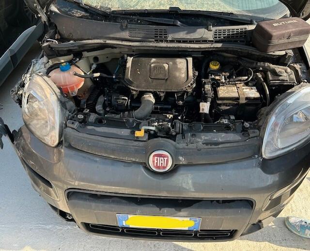 Fiat Panda 2023 Hybrid sinistrata incidentata