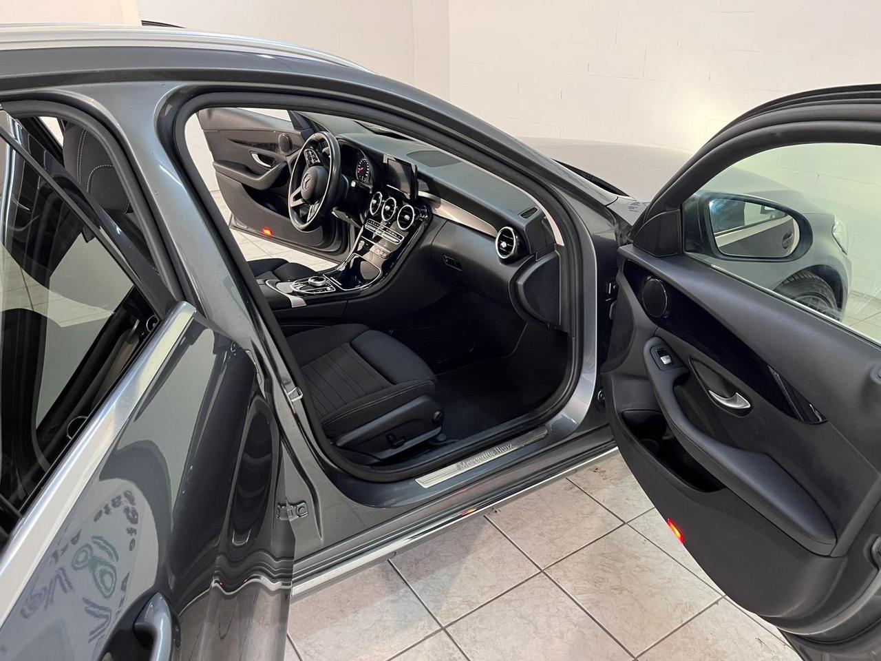 Mercedes-benz C 220 C 220d SPORT S.W.