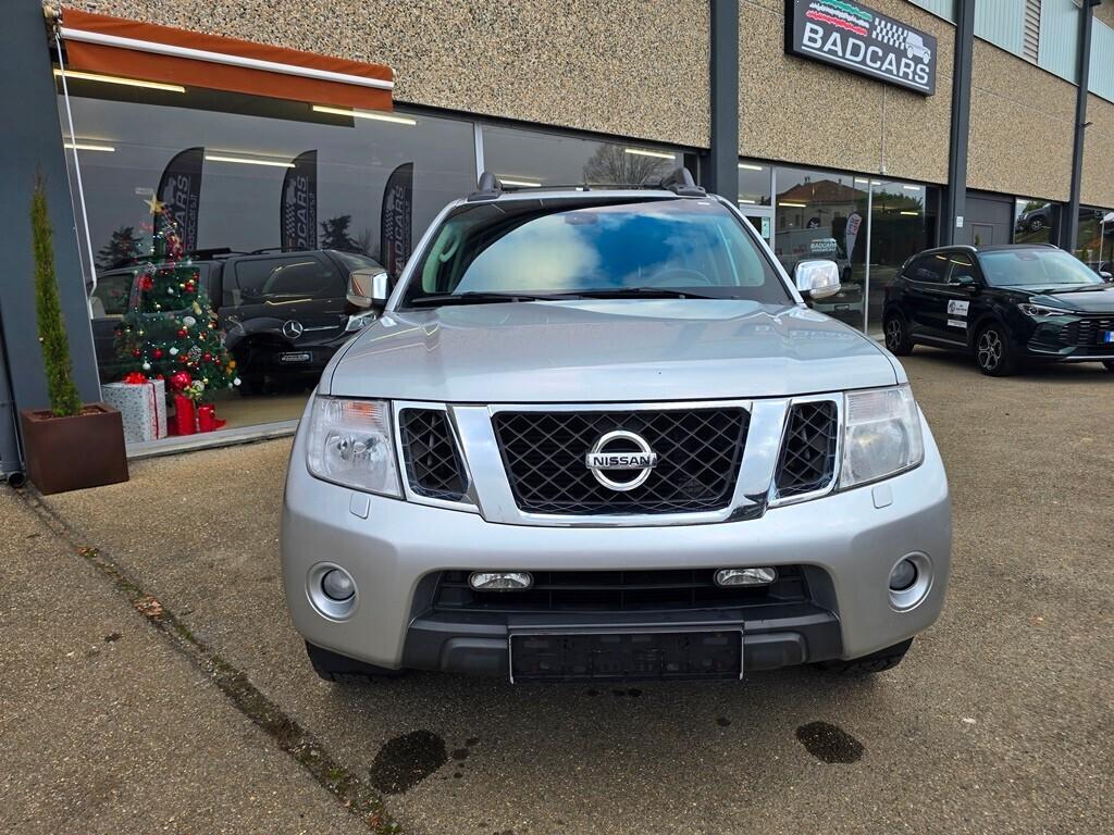 Nissan Navara 2.5 dCi 190CV "LE " PREZZO REALE!