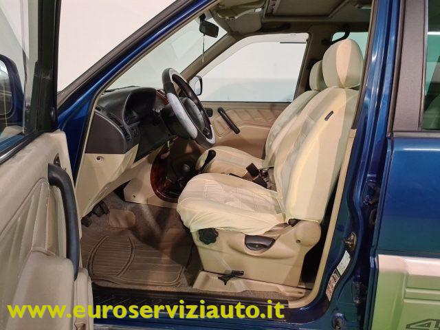 NISSAN Terrano II 2.7 Tdi 3 porte Luxury