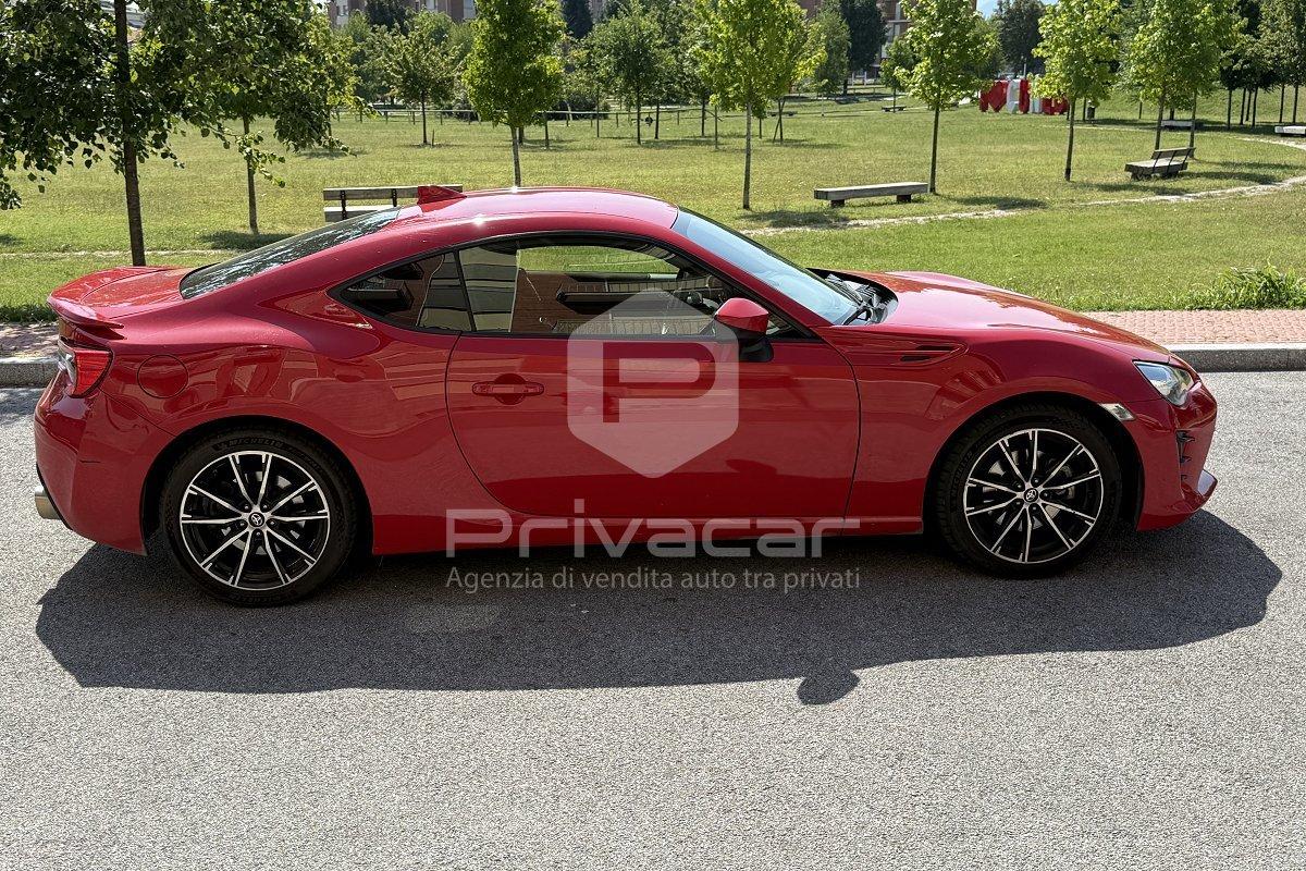 TOYOTA GT86 2.0 AT Rock&Road