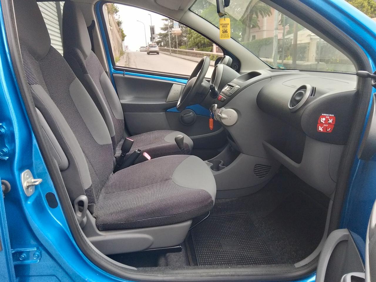 Peugeot 107 1.0 68CV 5p. Plaisir