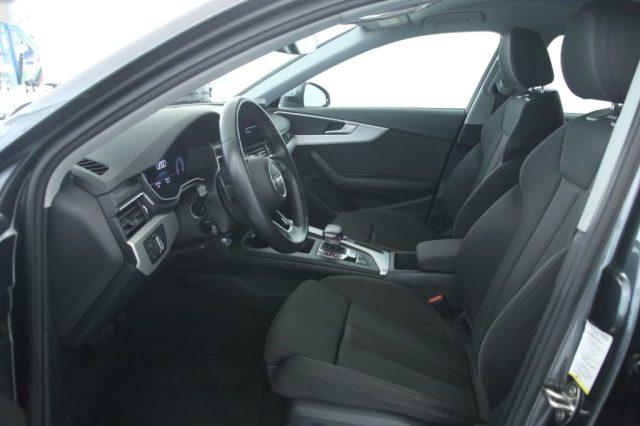 AUDI A4 Avant 40 TDI quattro S tronic S line edition