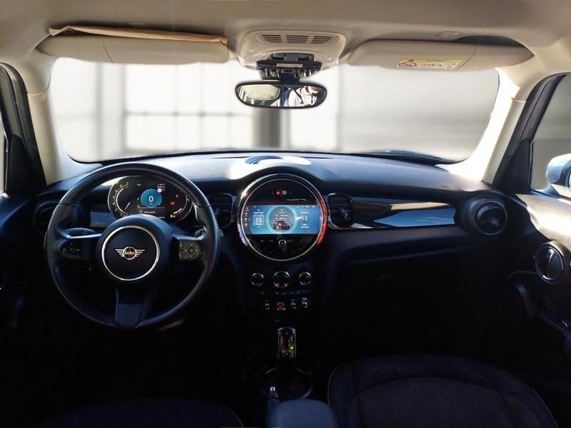 MINI COOPER CLASSIC AUTO 5 PORTE BERLINA