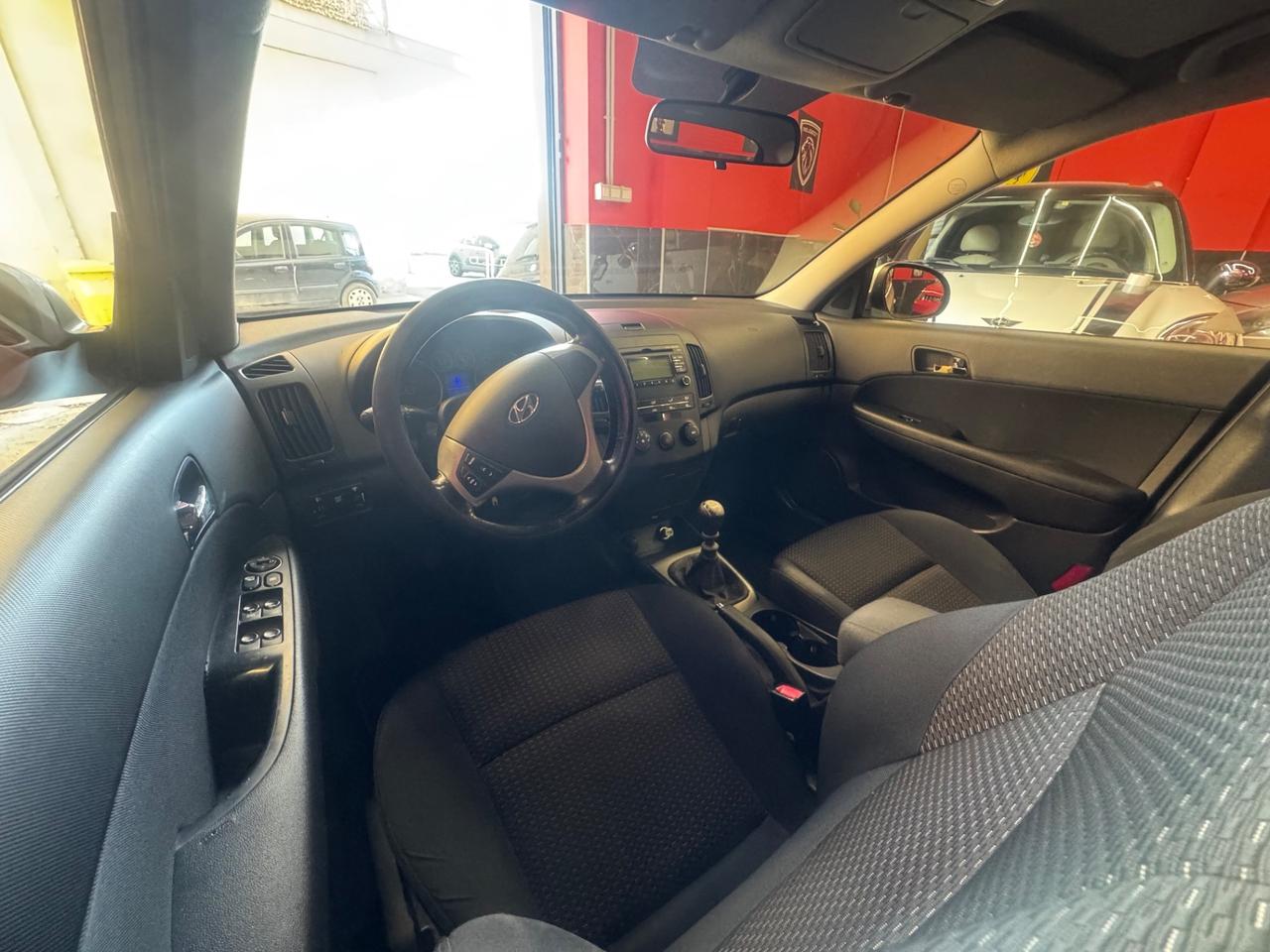 Hyundai i30 1.6 CRDi VGT 16V 90CV 5p.