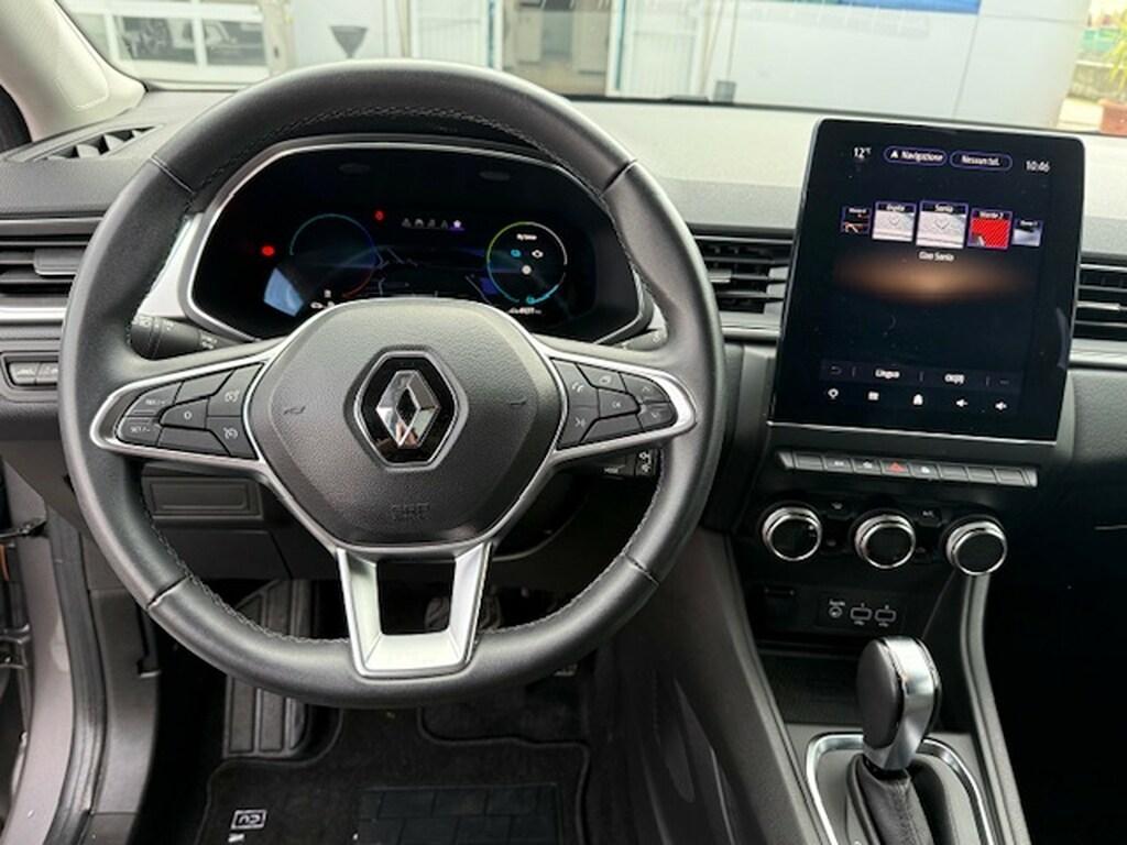 Renault Captur 1.6 E-TECH Hybrid Techno Fast Track Auto